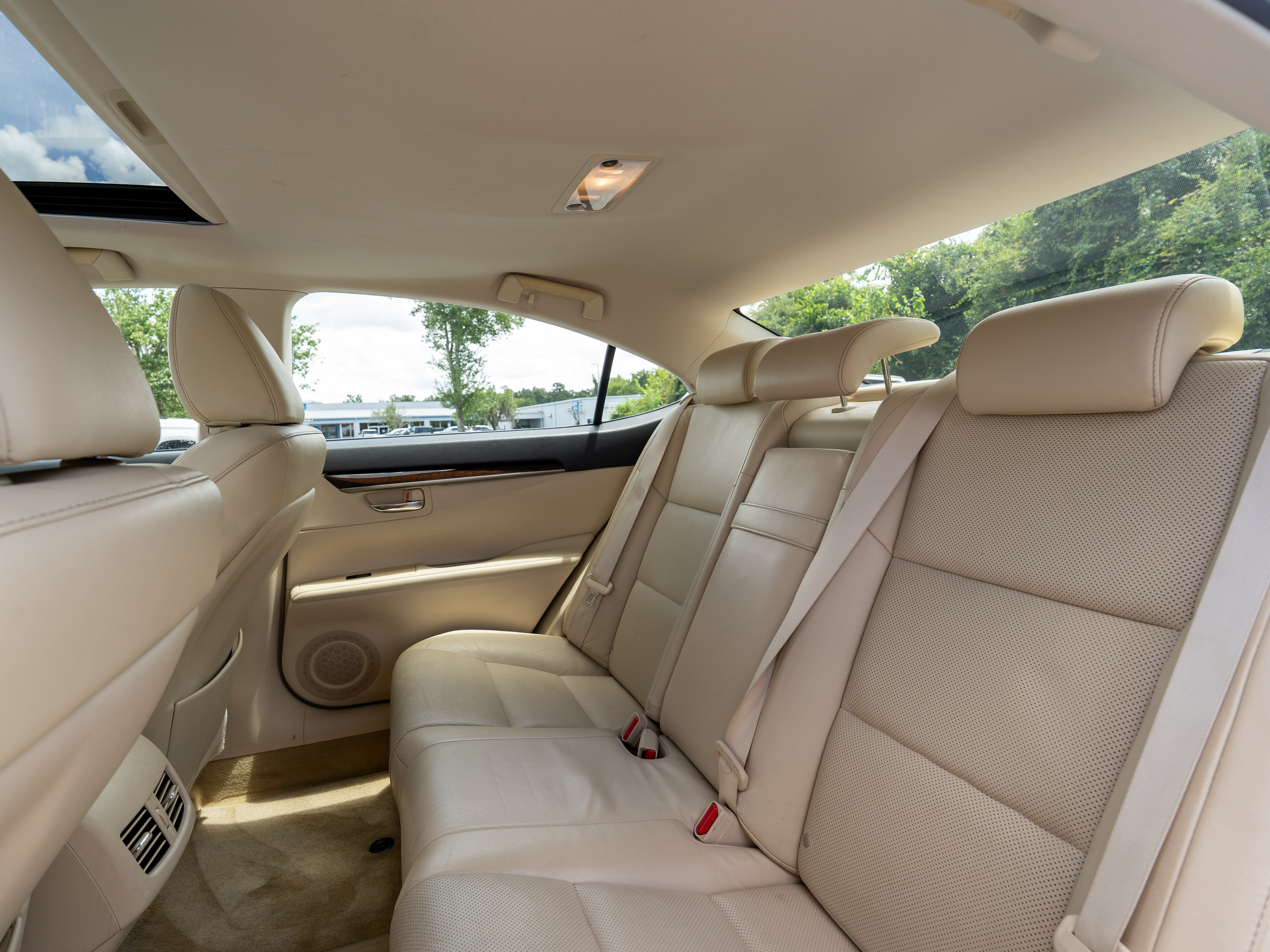 Used 2013 Lexus ES 350 w/ Luxury Pkg FWD image 10