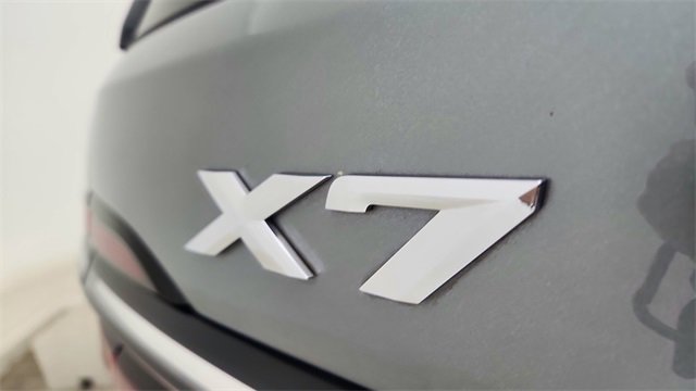 Used 2023 BMW X7 xDrive40i w/ M Sport Package image 17