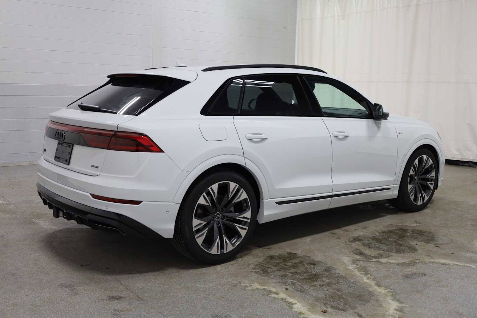 New 2026 Audi Q8 Premium Plus image 9