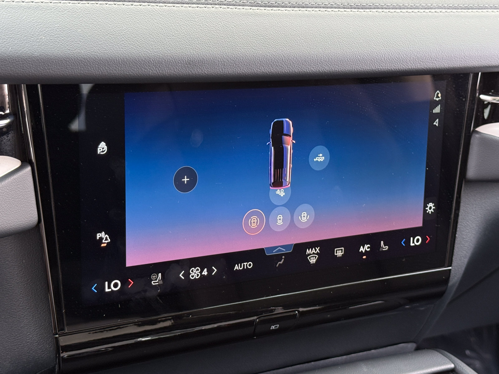 New 2027 Lincoln Navigator Premiere AWD/4WD image 30