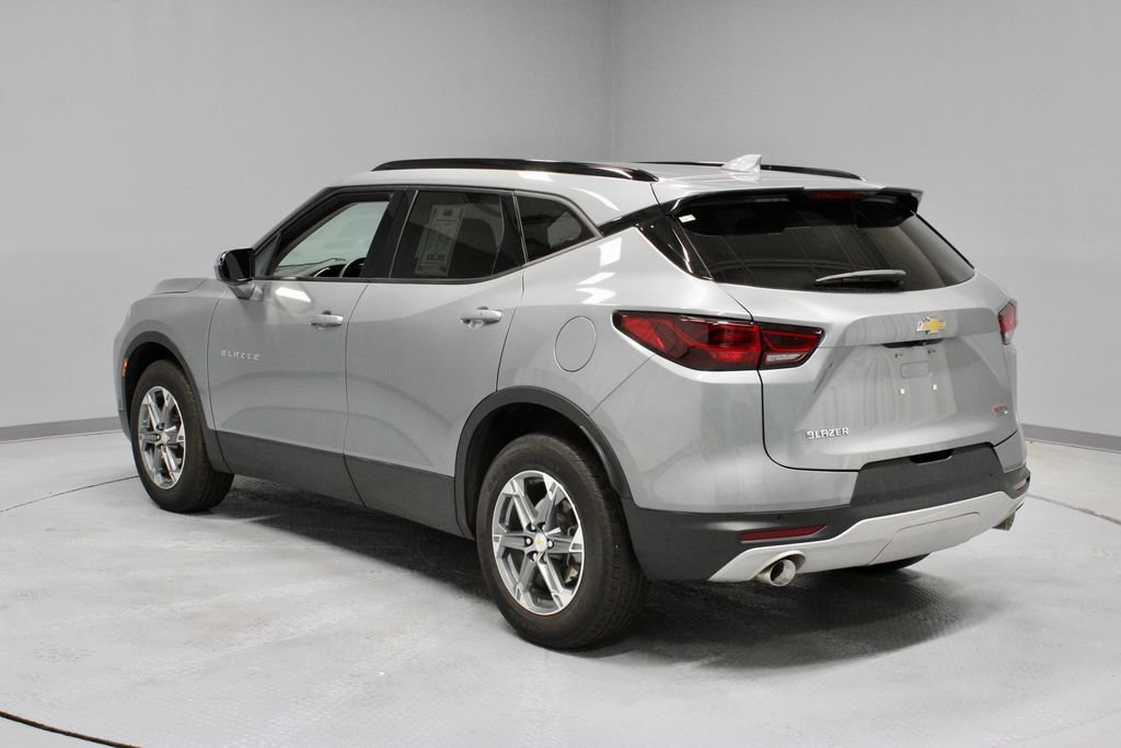 Used 2024 Chevrolet Blazer LT w/ LPO, Floor Liner Package FWD image 10