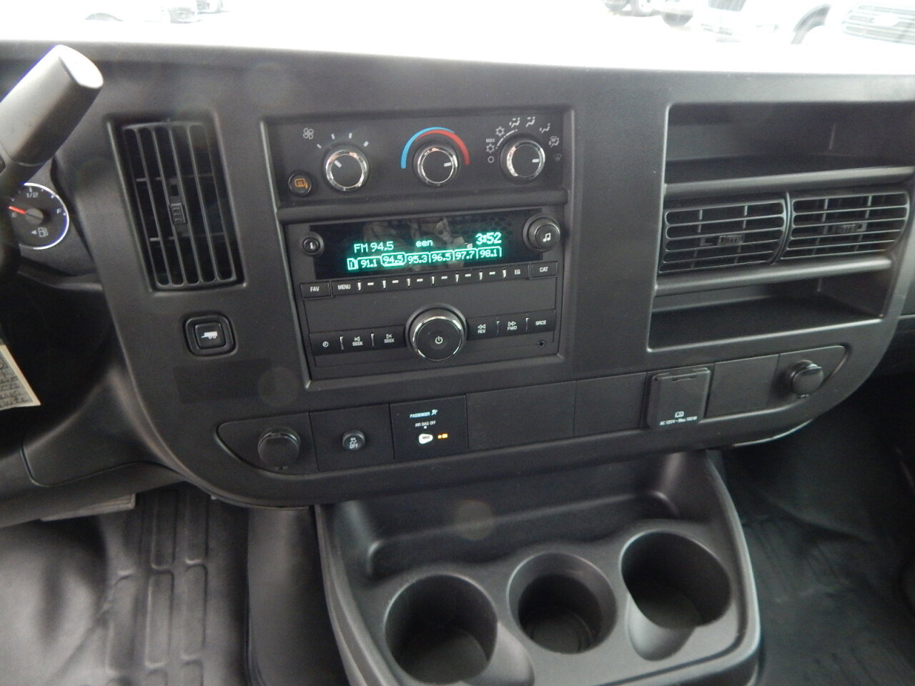 Used 2024 Chevrolet Express 2500 w/ Driver Convenience Package image 24