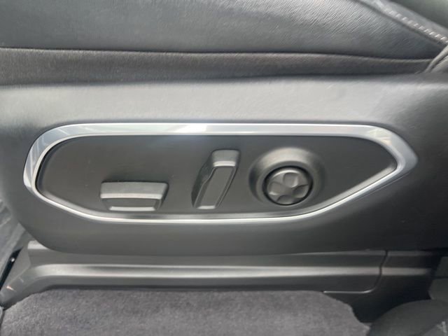 Used 2023 Jeep Wagoneer Series III w/ Preferred Equipment Group image 19