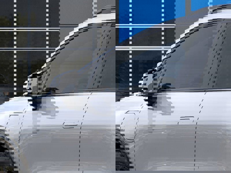 New 2025 Chevrolet Equinox EV RS image 46