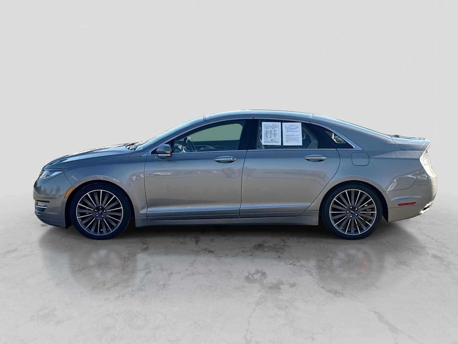Used 2016 Lincoln MKZ Hybrid w/ Equipment Group 600A Reserve FWD image 3