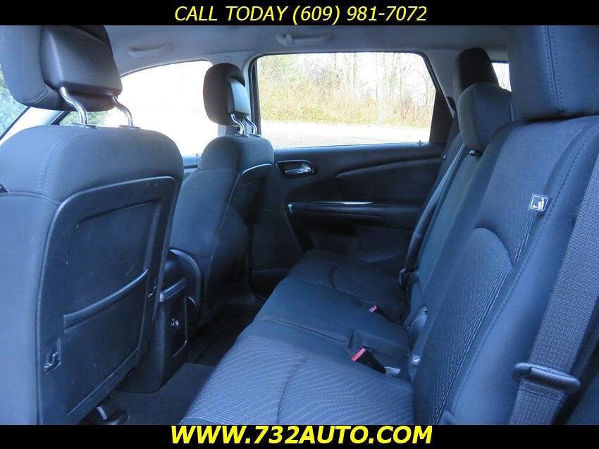 Used 2011 Dodge Journey Mainstreet w/ Popular Equipment Group image 9