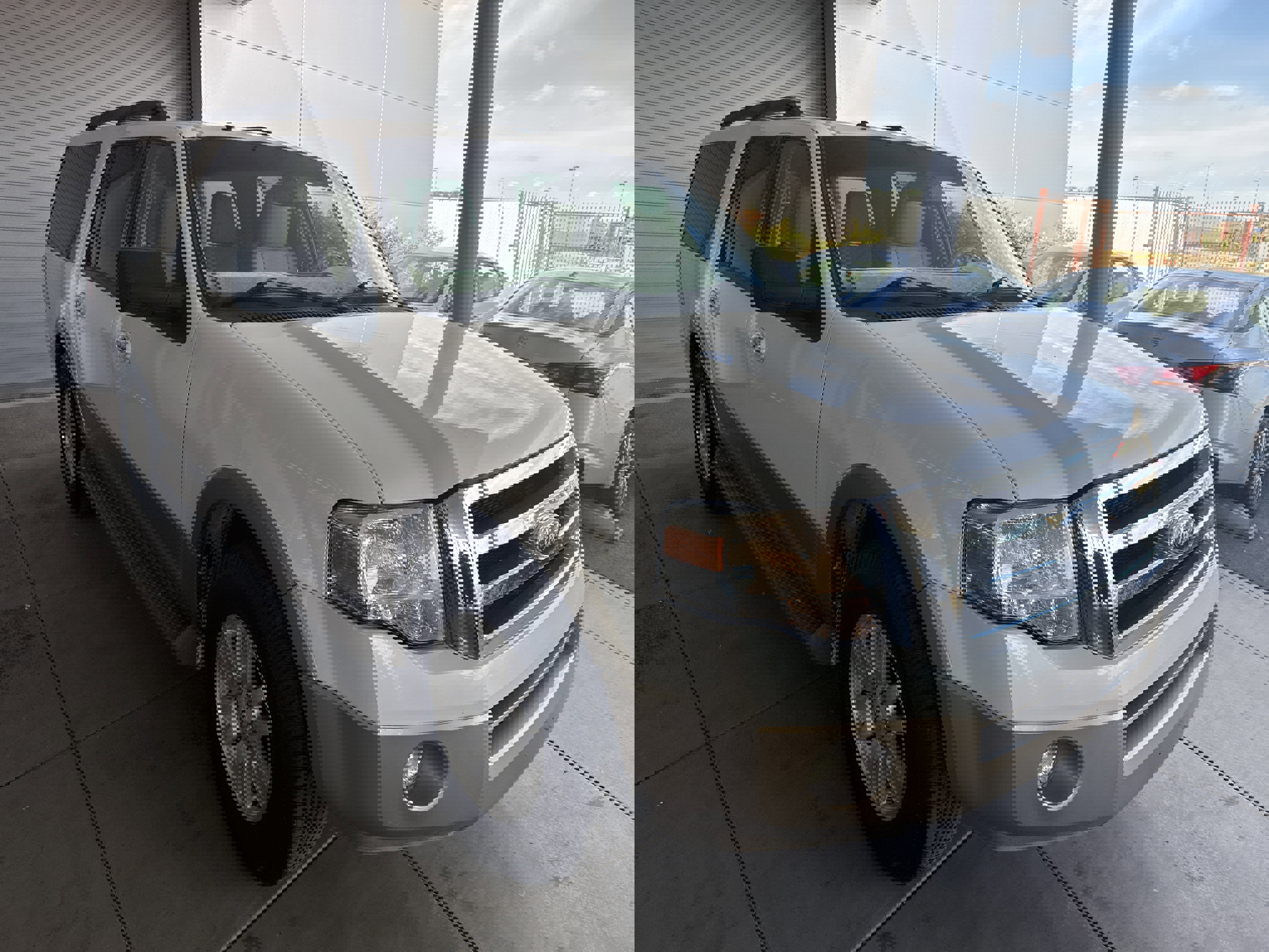 Used 2013 Ford Expedition EL XLT image 3