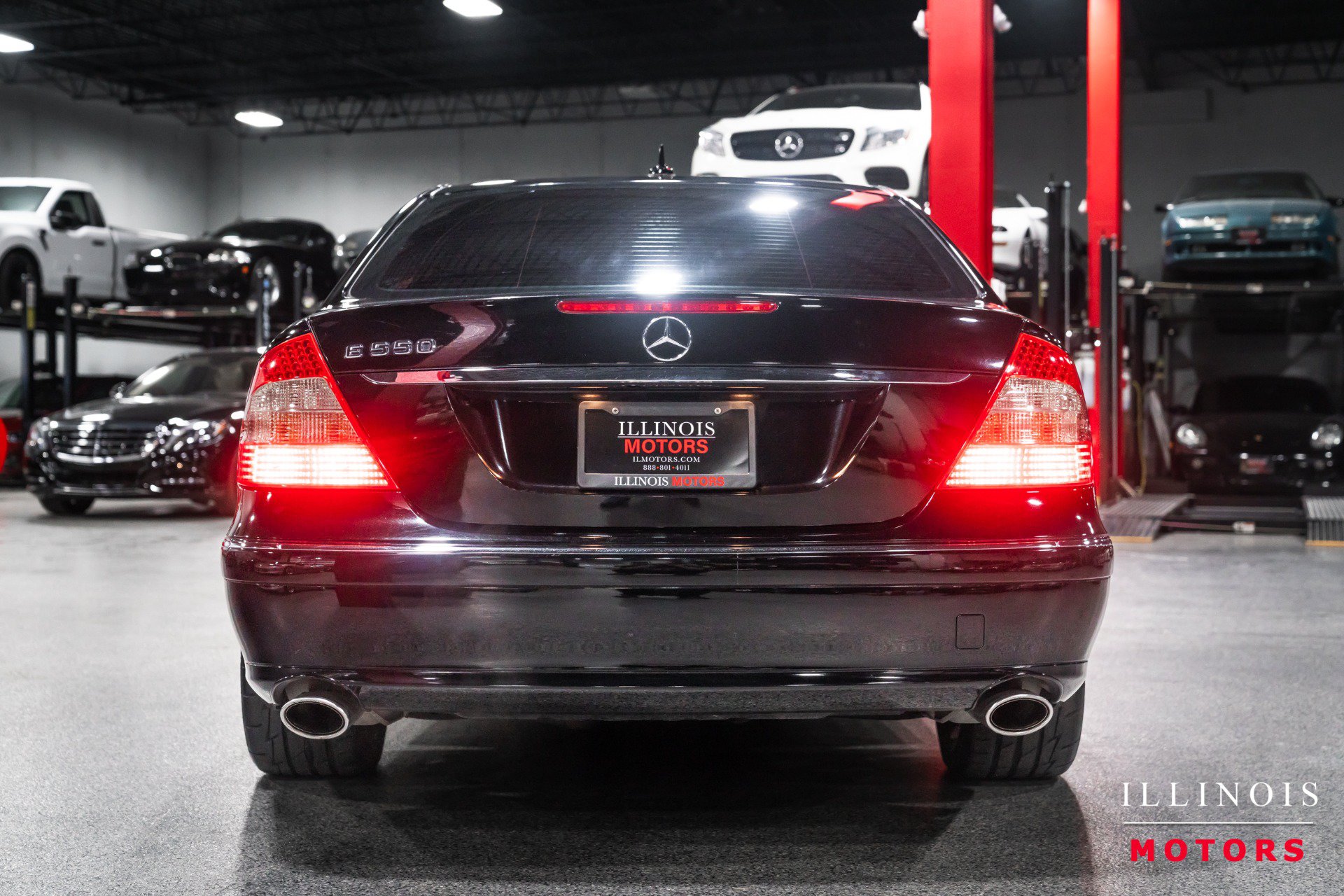 Used 2007 Mercedes-Benz E 550 Sedan image 4