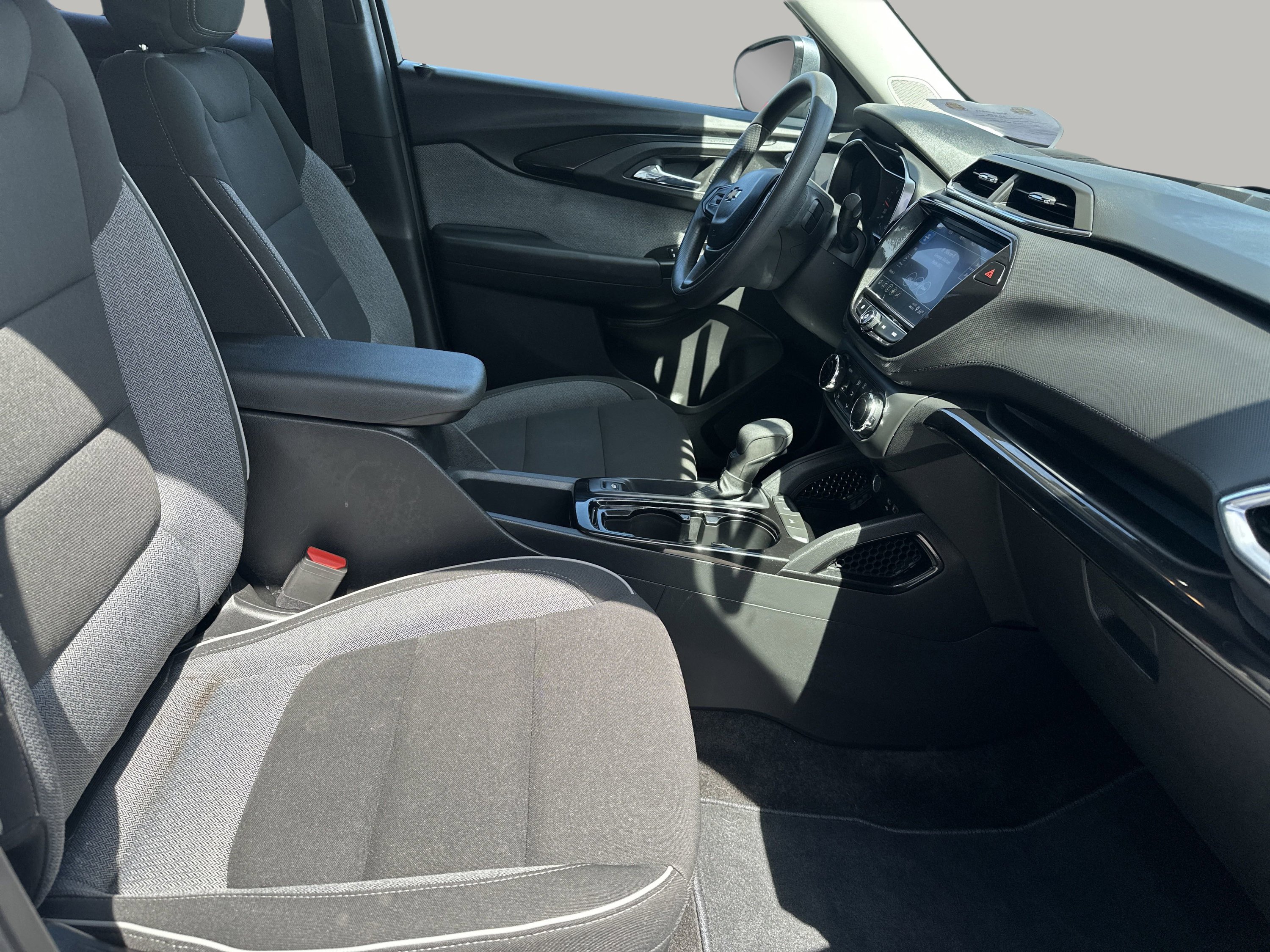 Used 2022 Chevrolet TrailBlazer LT w/ Convenience Package image 22