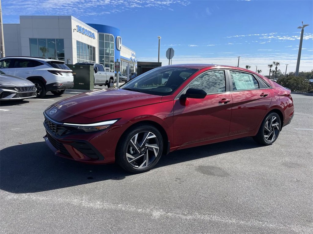 New 2025 Hyundai Elantra Sport image 14