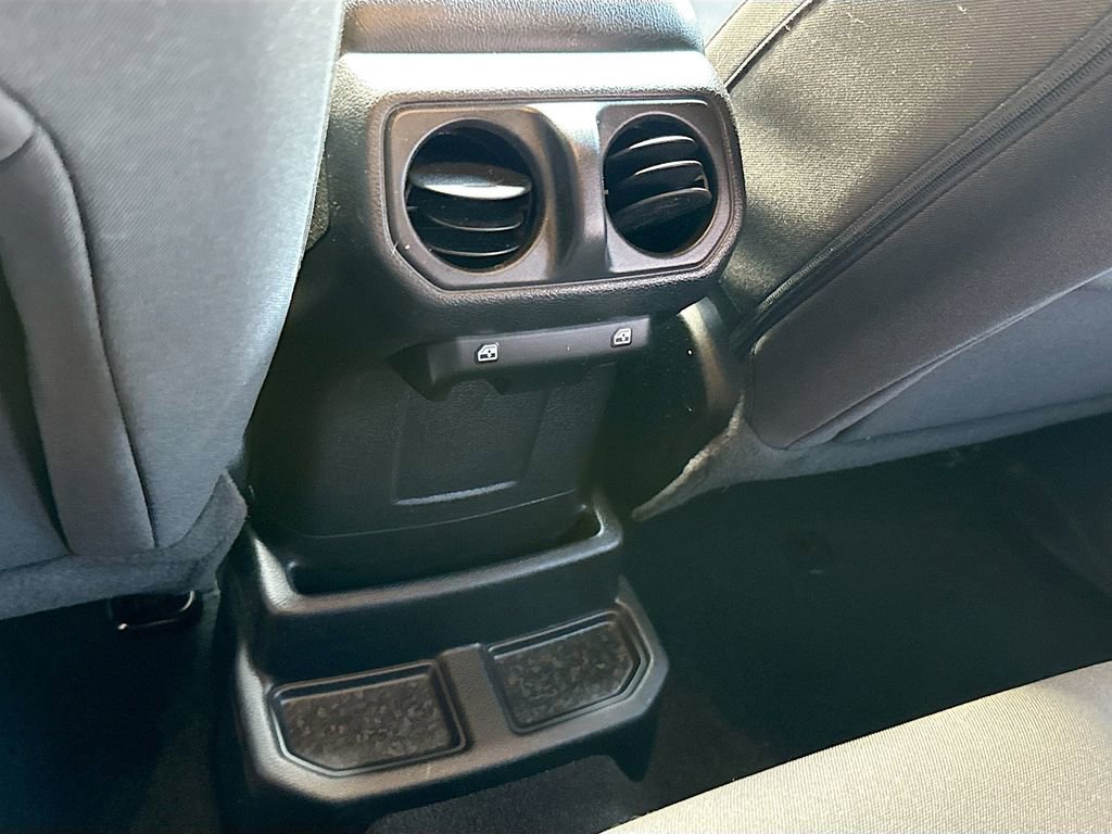 Used 2023 Jeep Wrangler Unlimited w/ Cold Weather Group image 27