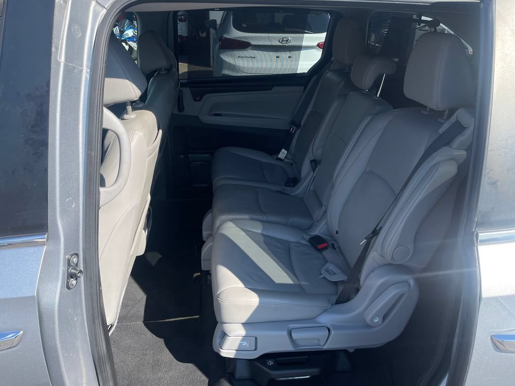 Used 2018 Honda Odyssey Touring image 16