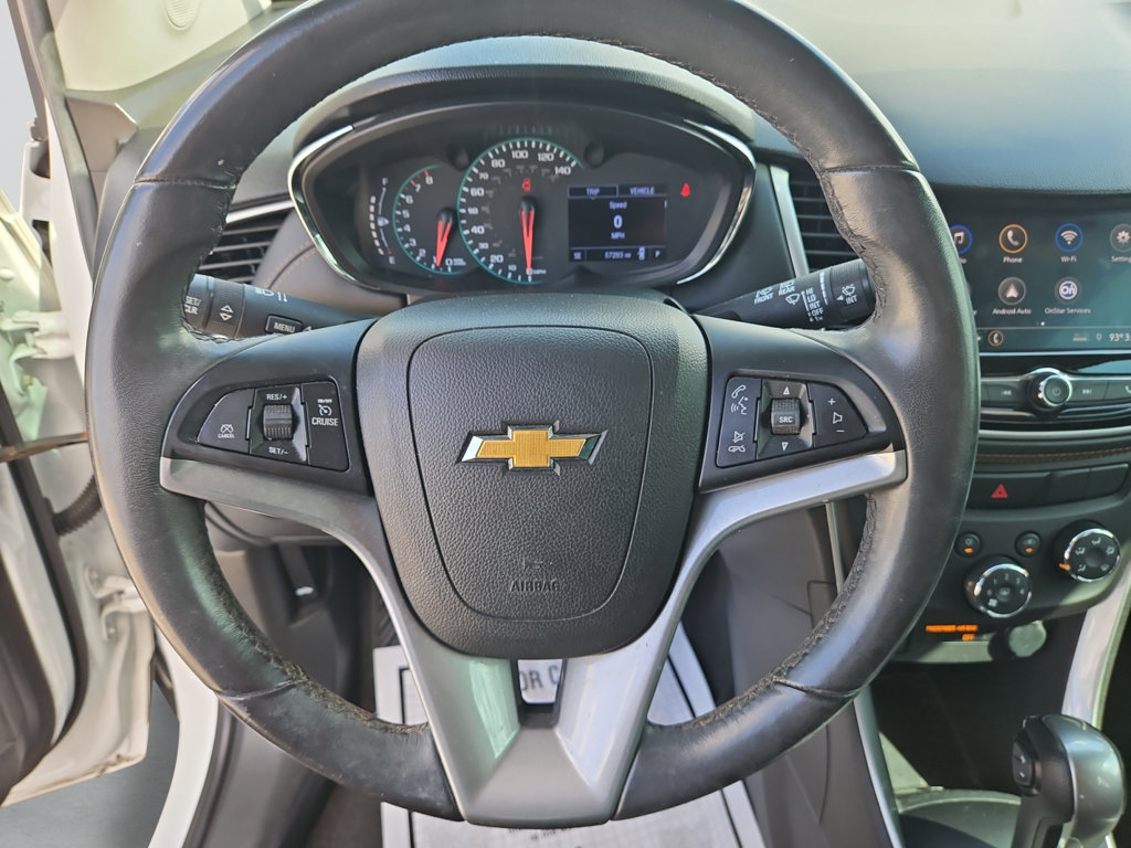 Certified 2020 Chevrolet Trax LT w/ Driver Confidence Package FWD image 13