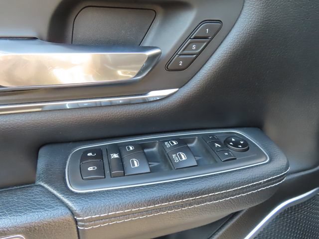 Used 2021 RAM 1500 Laramie w/ Sport Appearance Package AWD/4WD image 14