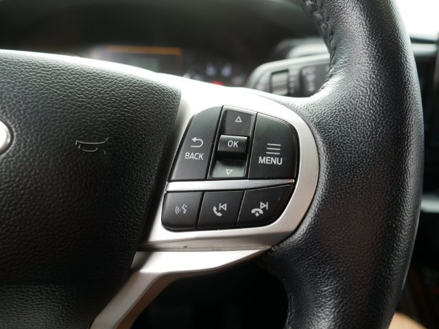 Used 2023 Ford Explorer Limited AWD/4WD image 27