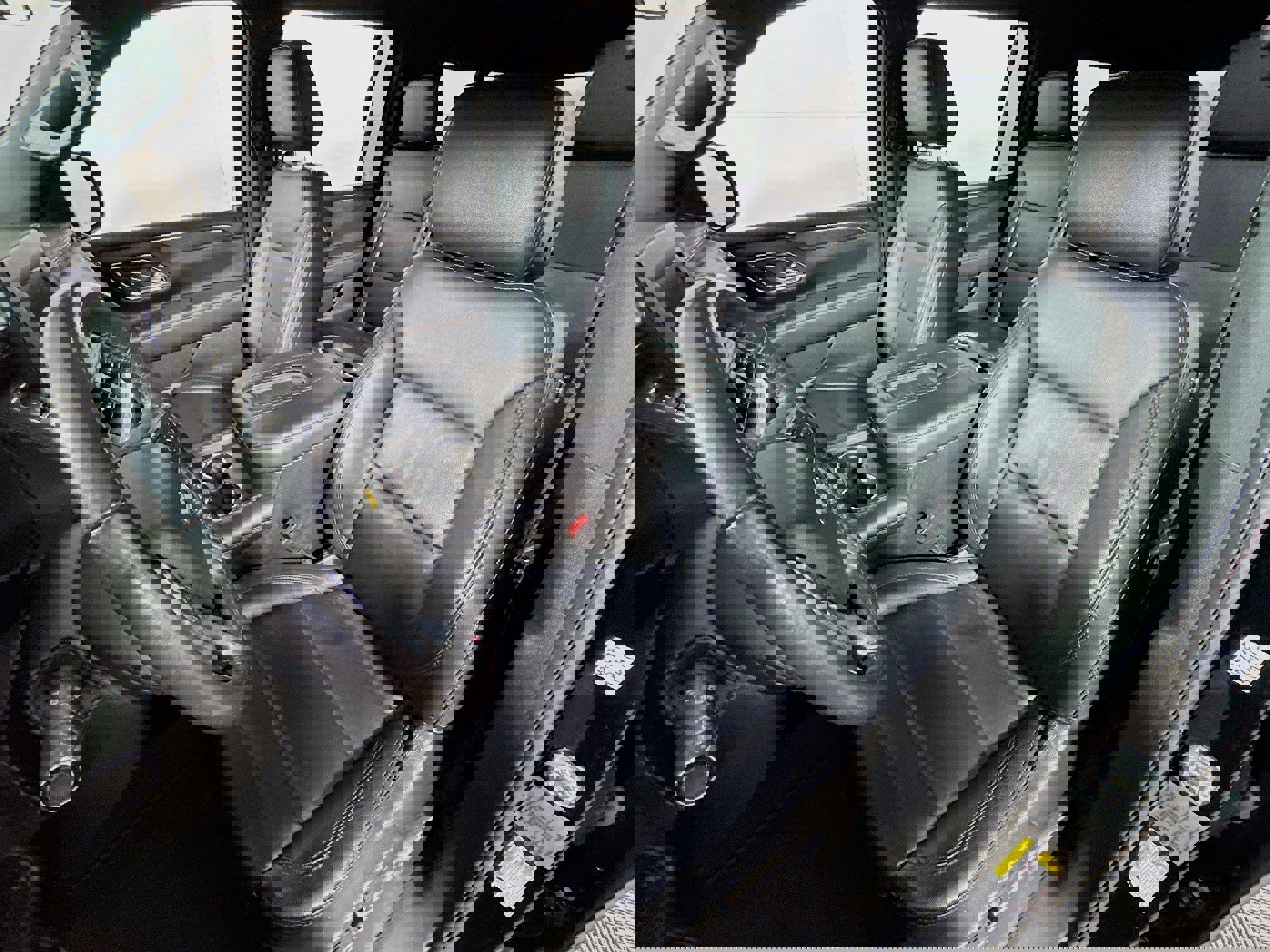 Used 2022 Chevrolet Suburban LS image 13