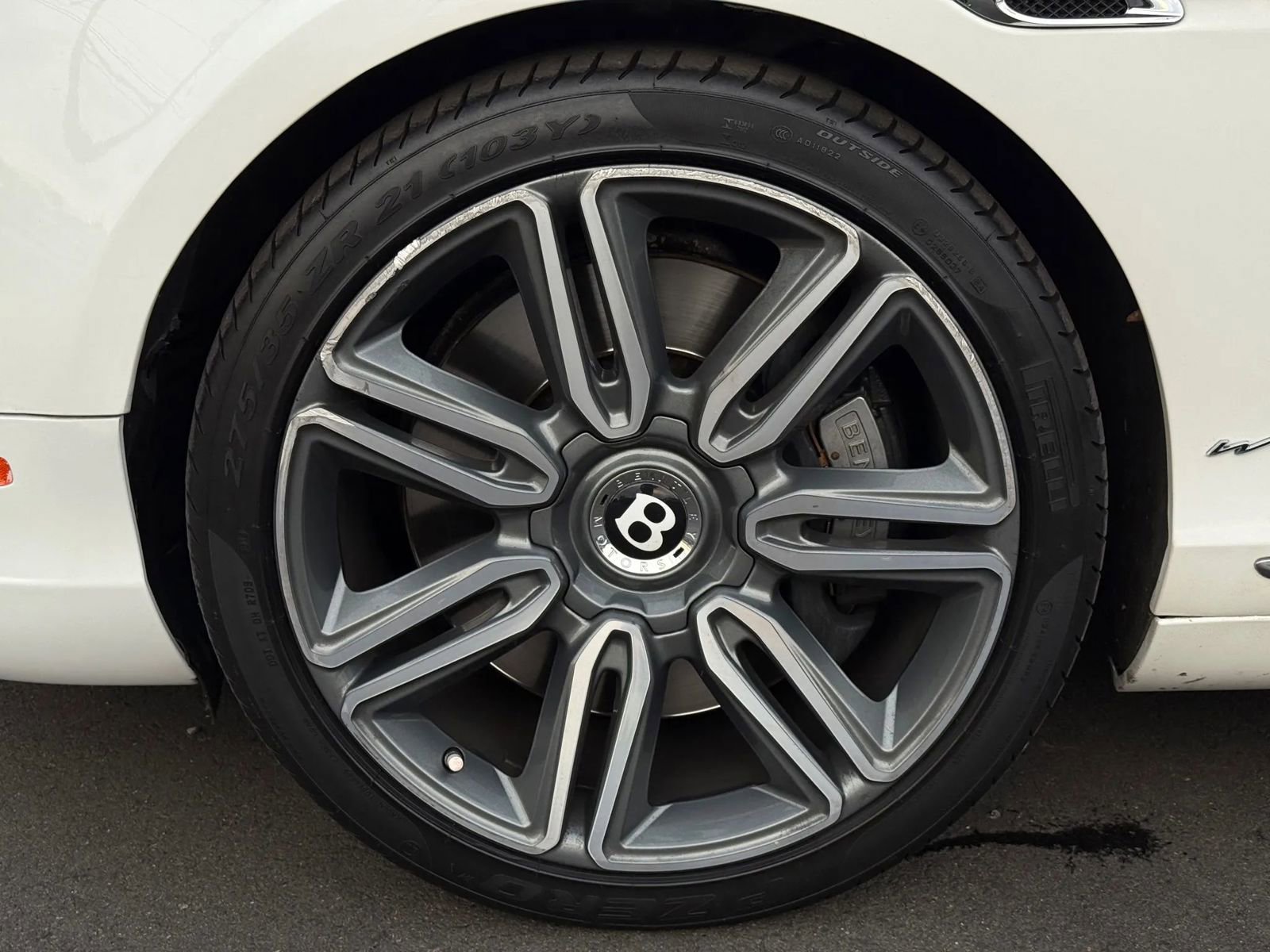 Used 2017 Bentley Continental GT image 30