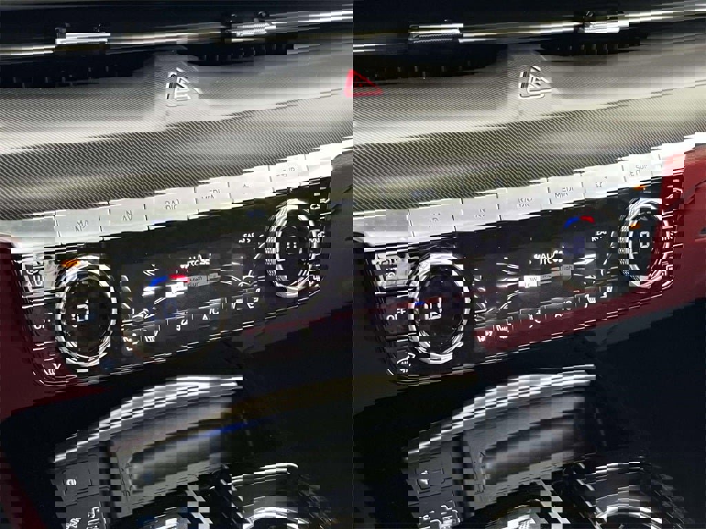 Used 2024 Genesis G80 3.5T Sport image 33