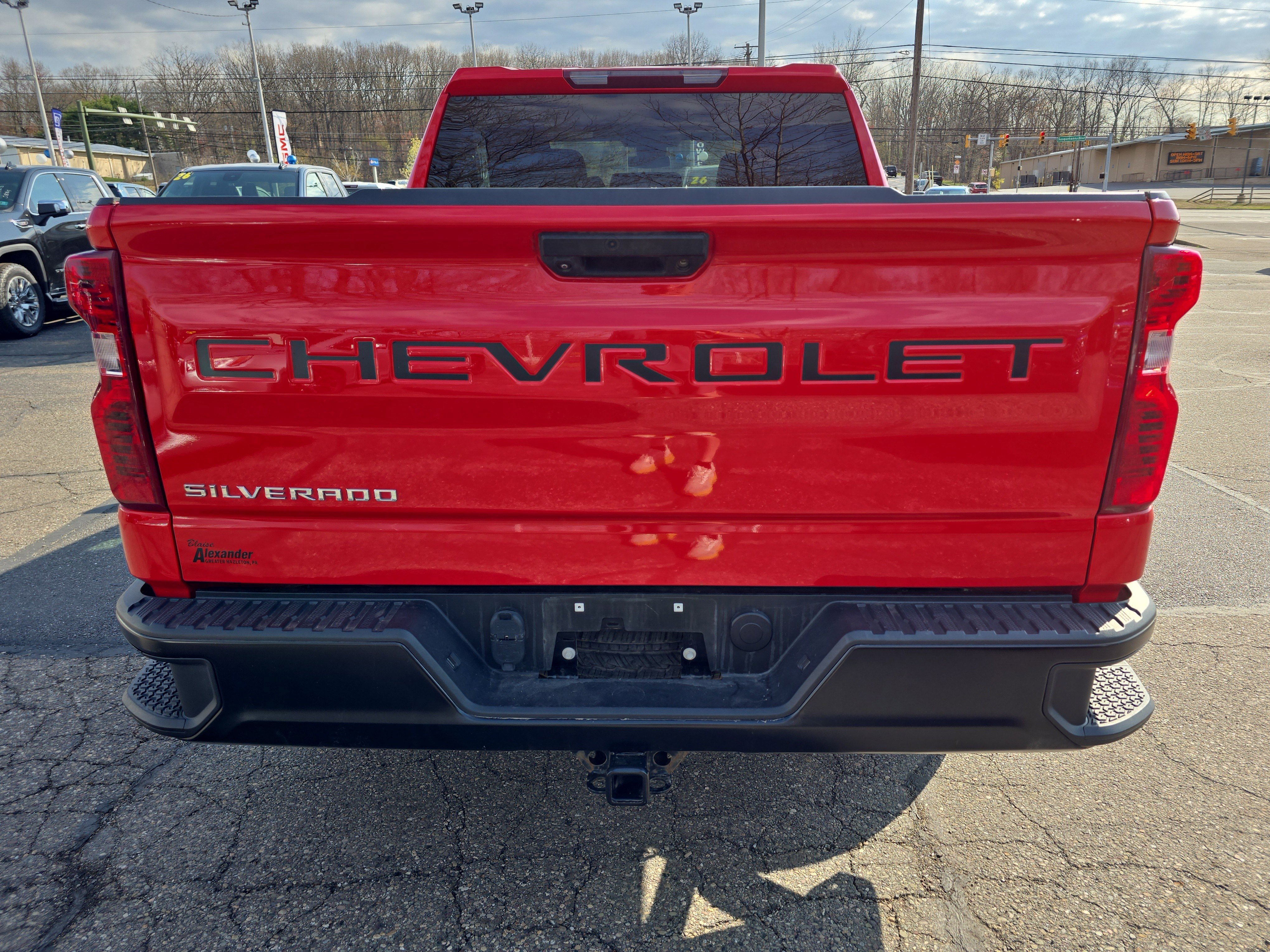 Used 2022 Chevrolet Silverado 1500 W/T w/ WT Value Package AWD/4WD image 4