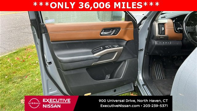 Certified 2022 Nissan Pathfinder Platinum w/ Cargo Package image 8