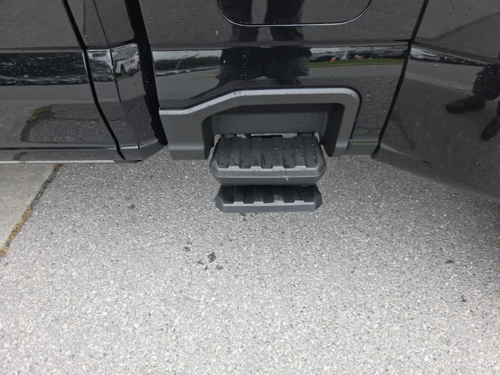 New 2026 Ford F350 Platinum AWD/4WD image 15