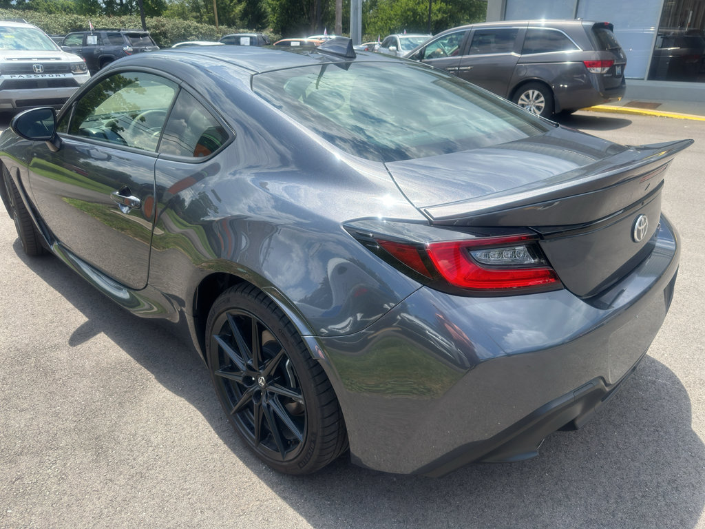 Used 2024 Toyota GR86 Premium RWD image 4