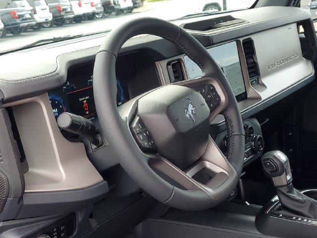 New 2026 Ford Bronco Outer Banks AWD/4WD image 10