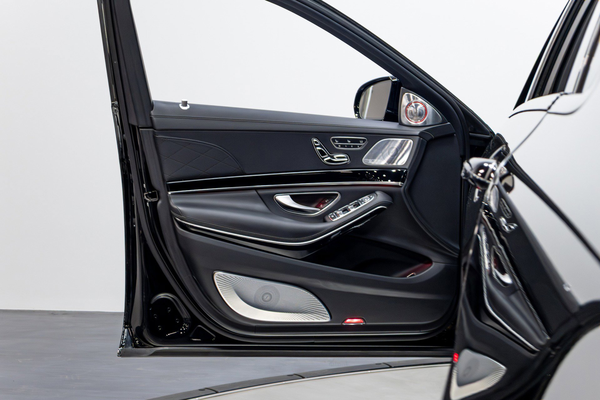 Used 2020 Mercedes-Benz Maybach S 650 image 64