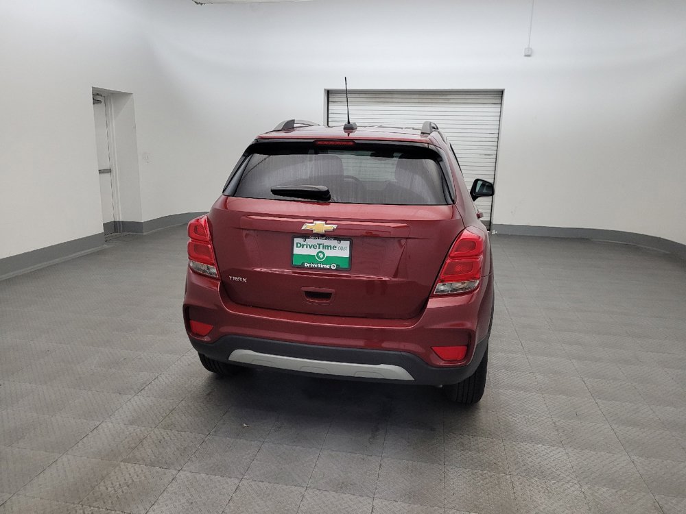 Used 2021 Chevrolet Trax LT w/ Driver Confidence Package FWD image 7