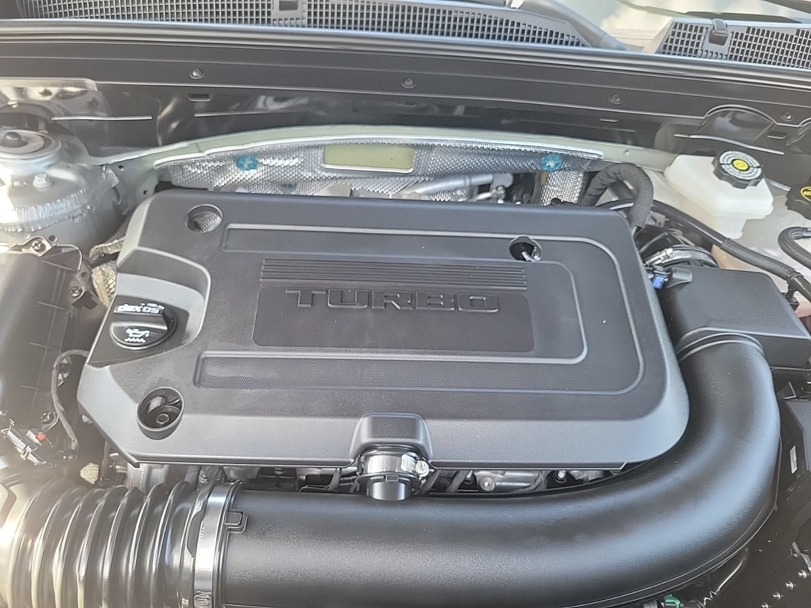 Used 2025 Buick Envision Preferred AWD/4WD image 10