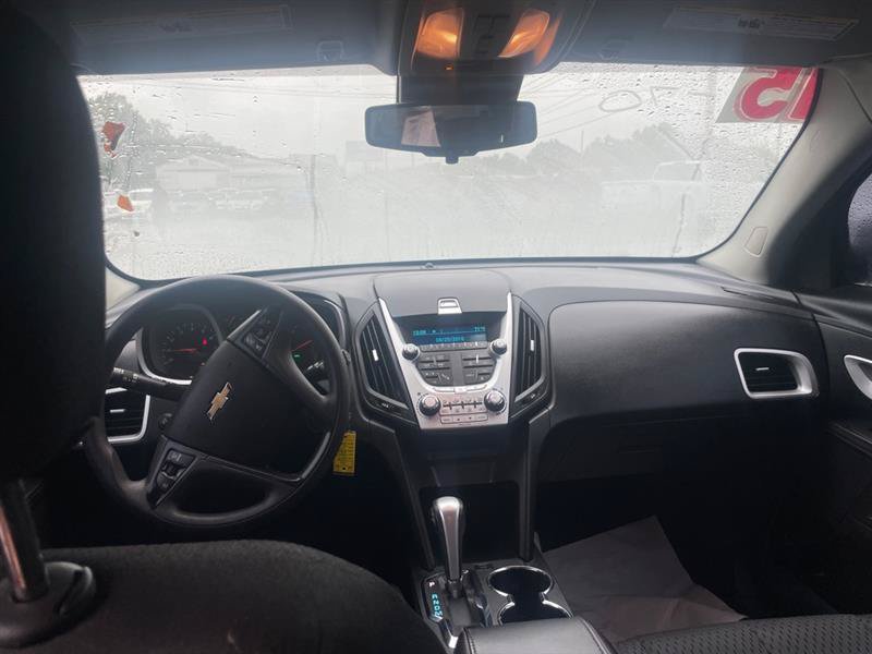 Used 2015 Chevrolet Equinox LS AWD/4WD image 11