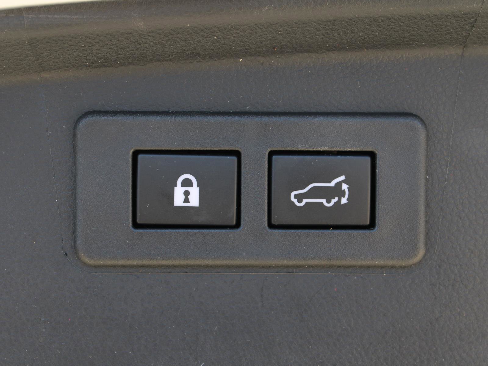 Used 2023 Subaru Outback Limited AWD/4WD image 10