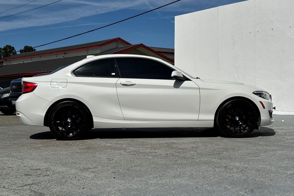 Used 2018 BMW 230i Coupe image 2