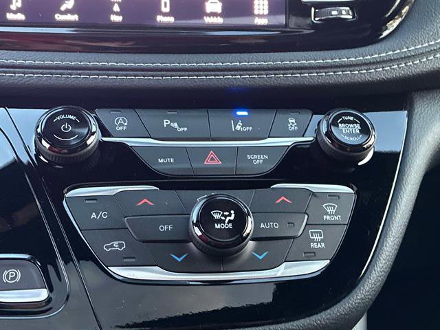 New 2026 Chrysler Pacifica Limited w/ S Appearance Package image 20