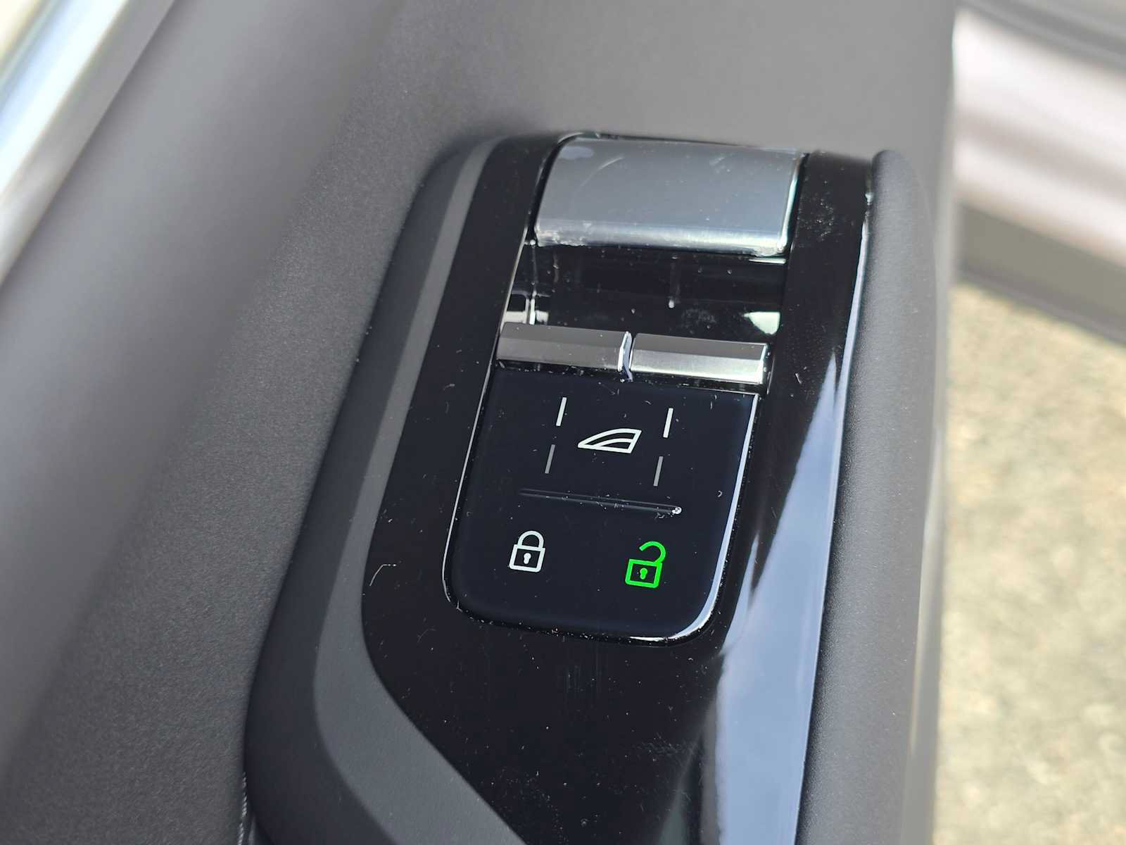 New 2026 Volvo EX90 Ultra AWD/4WD image 22