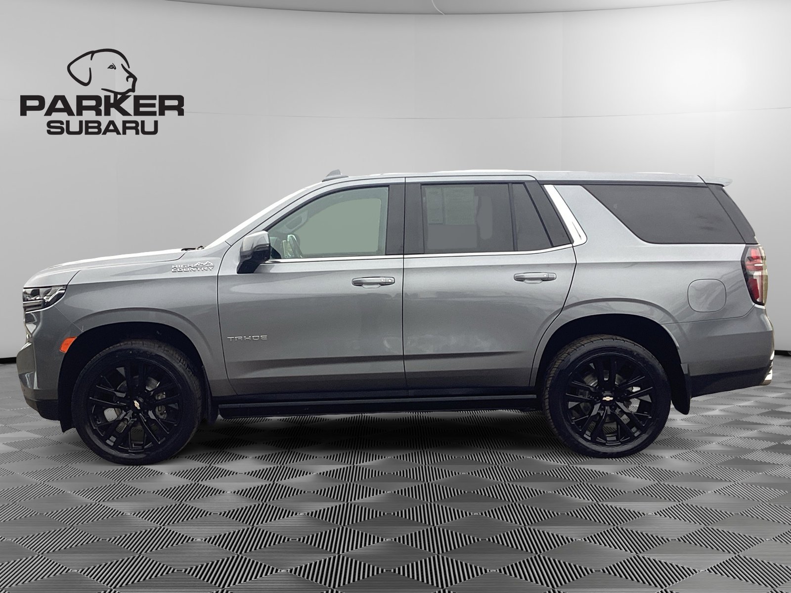 Used 2021 Chevrolet Tahoe High Country image 2