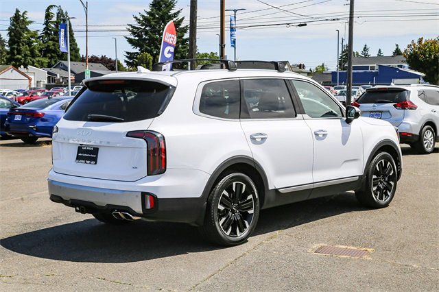 Used 2024 Kia Telluride SX Prestige w/ Towing Package image 9