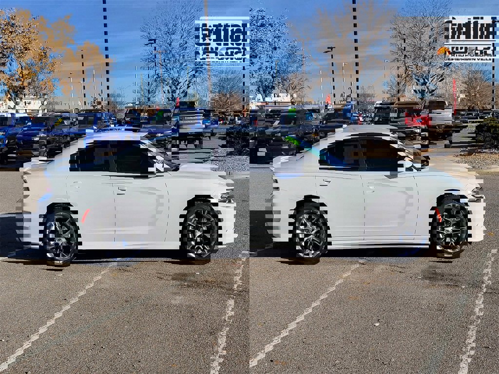 Used 2020 Dodge Charger GT w/ Navigation & Travel Group image 2