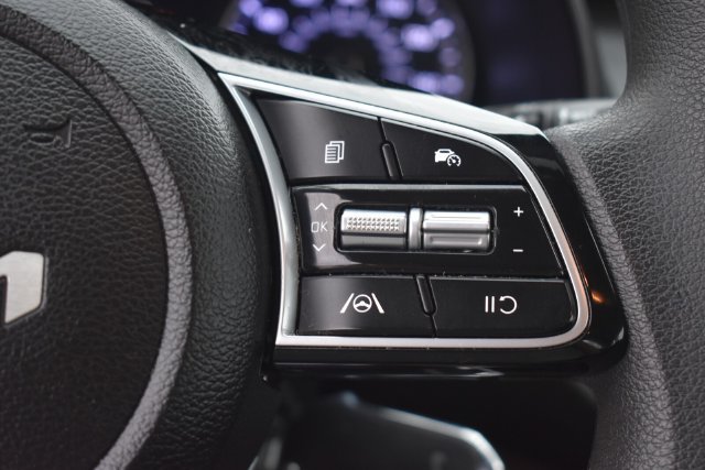 Used 2024 Kia Forte LXS w/ LXS Technology Package FWD image 21