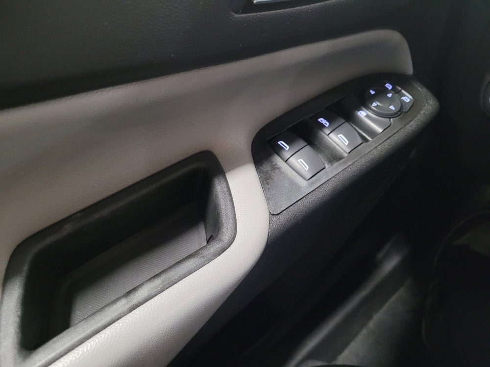 Used 2021 Chevrolet Equinox LS image 27