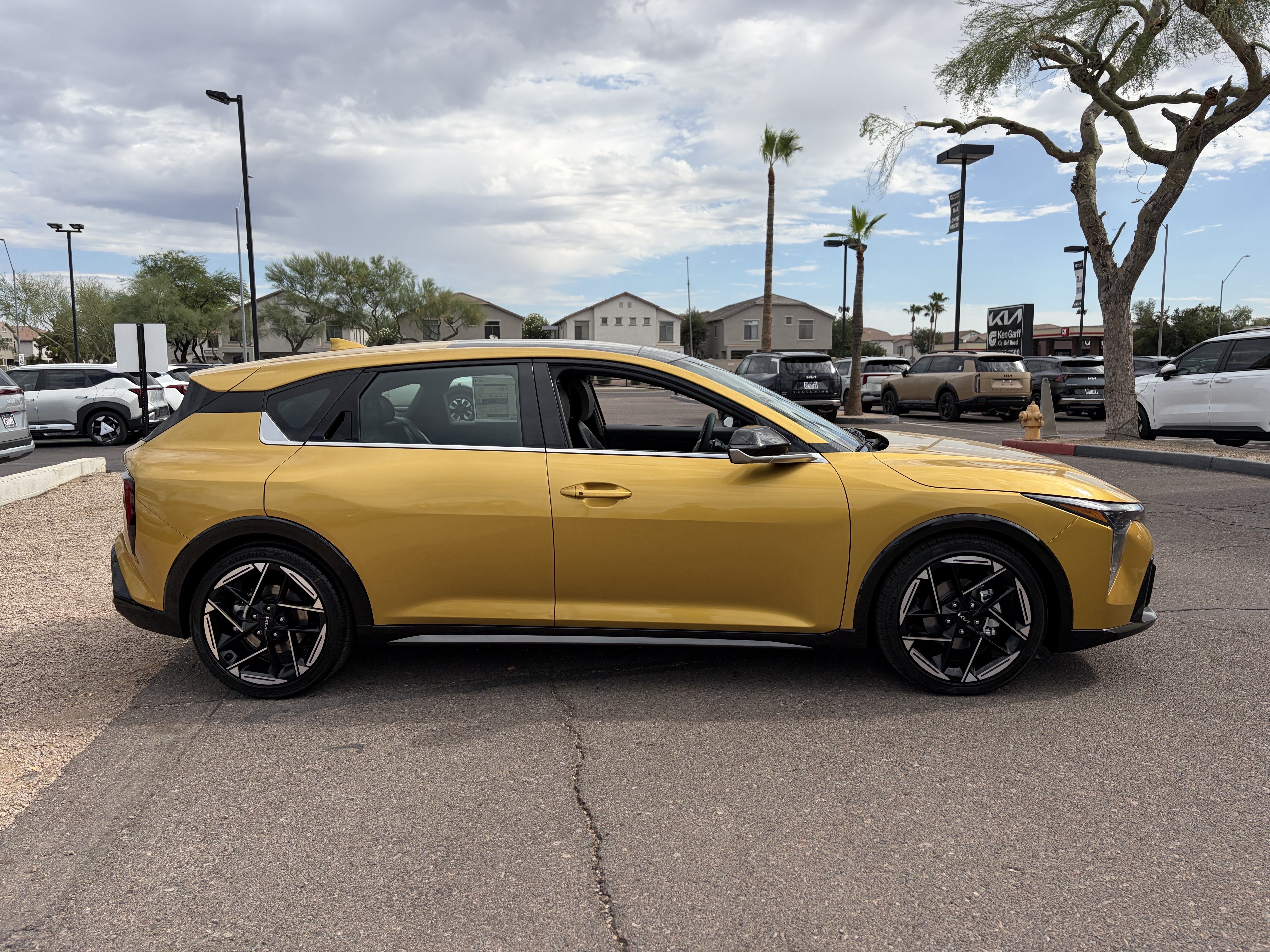 New 2026 Kia K4 GT-Line Turbo w/ GT-Line Premium Package FWD image 2