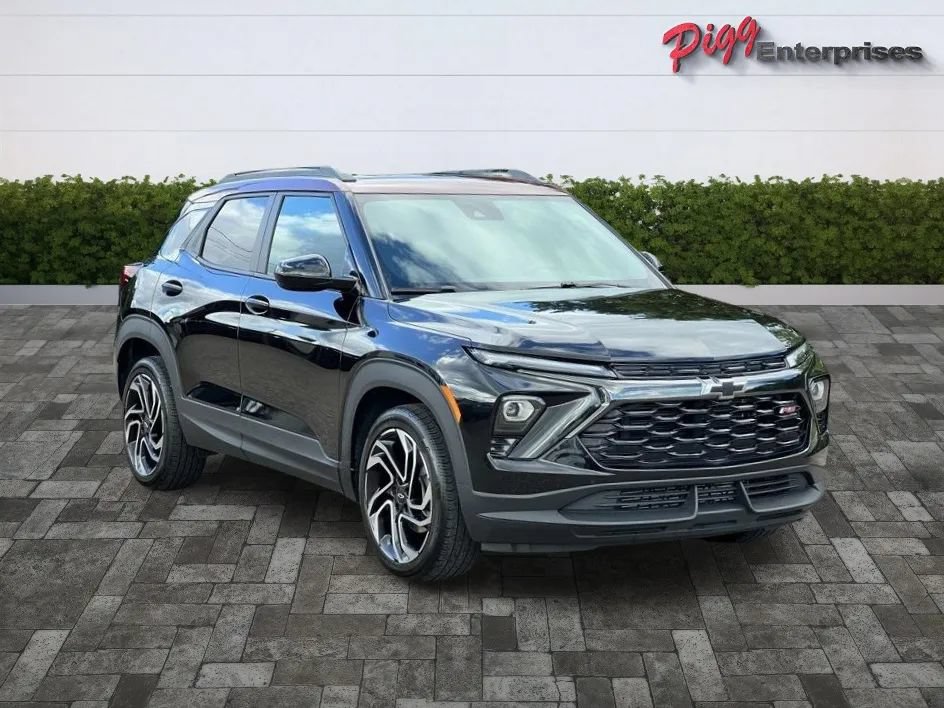 Used 2025 Chevrolet TrailBlazer RS w/ Convenience Package FWD image 6