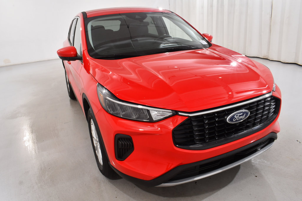 Used 2024 Ford Escape Active w/ Tech Pack #2 AWD/4WD image 4