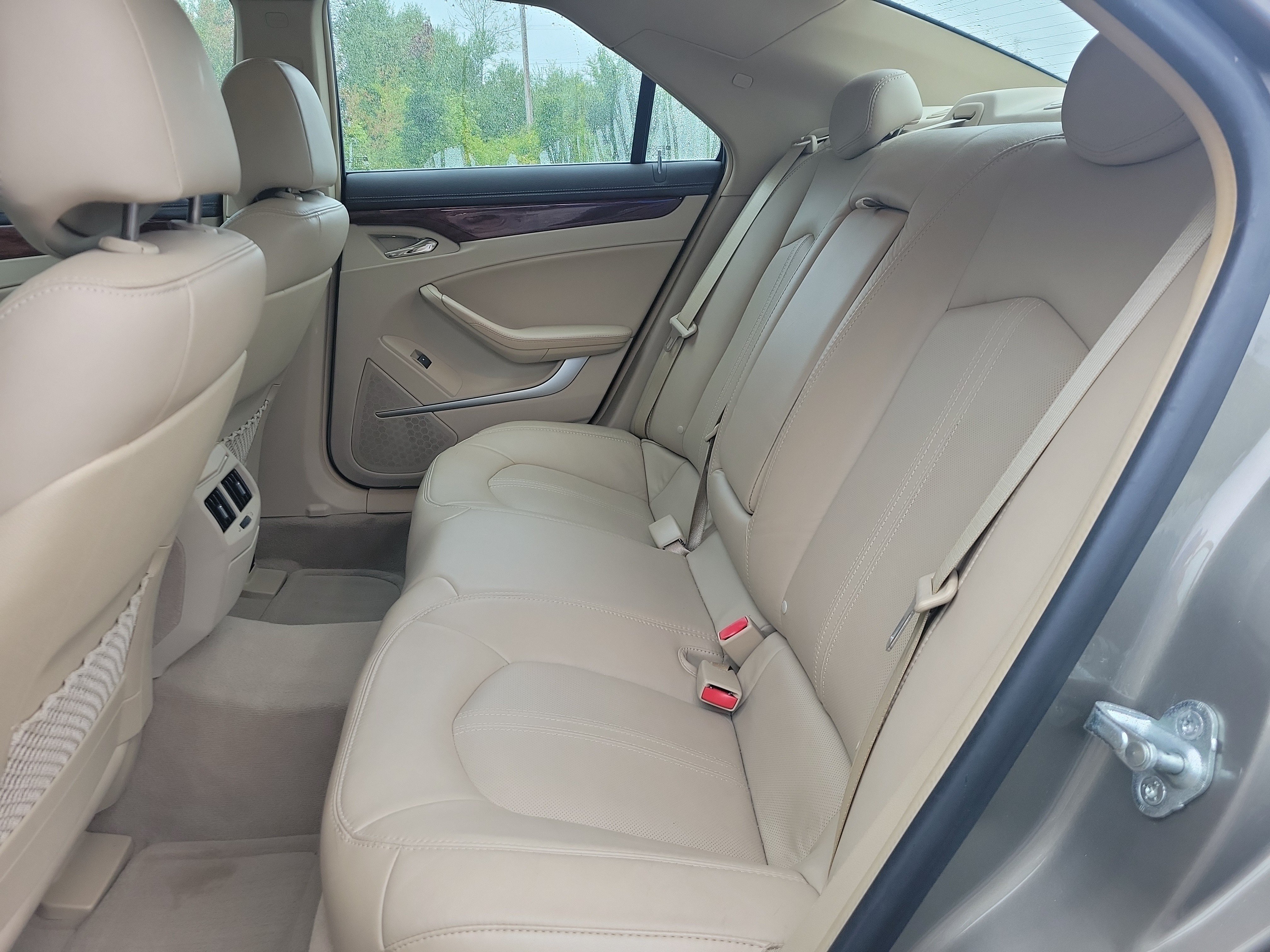 Used 2011 Cadillac CTS Luxury AWD/4WD image 12
