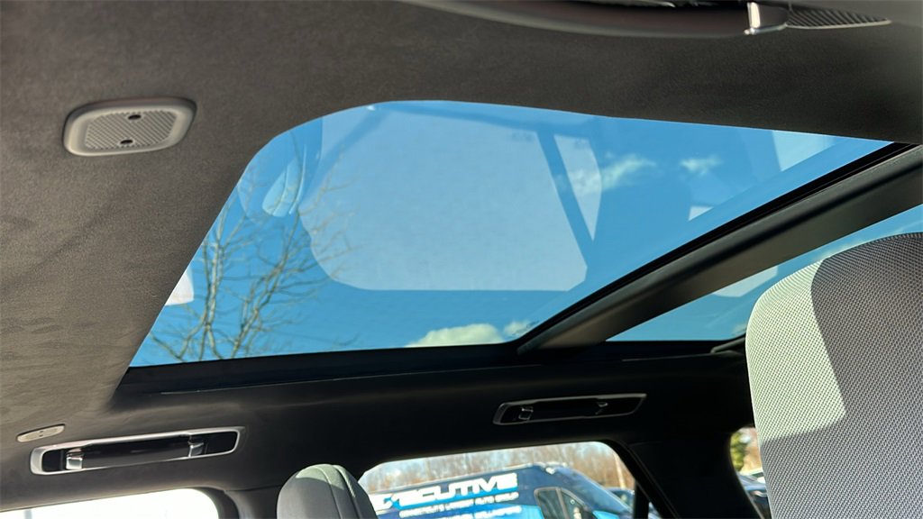 New 2025 Land Rover Range Rover Sport SV Edition Two image 12