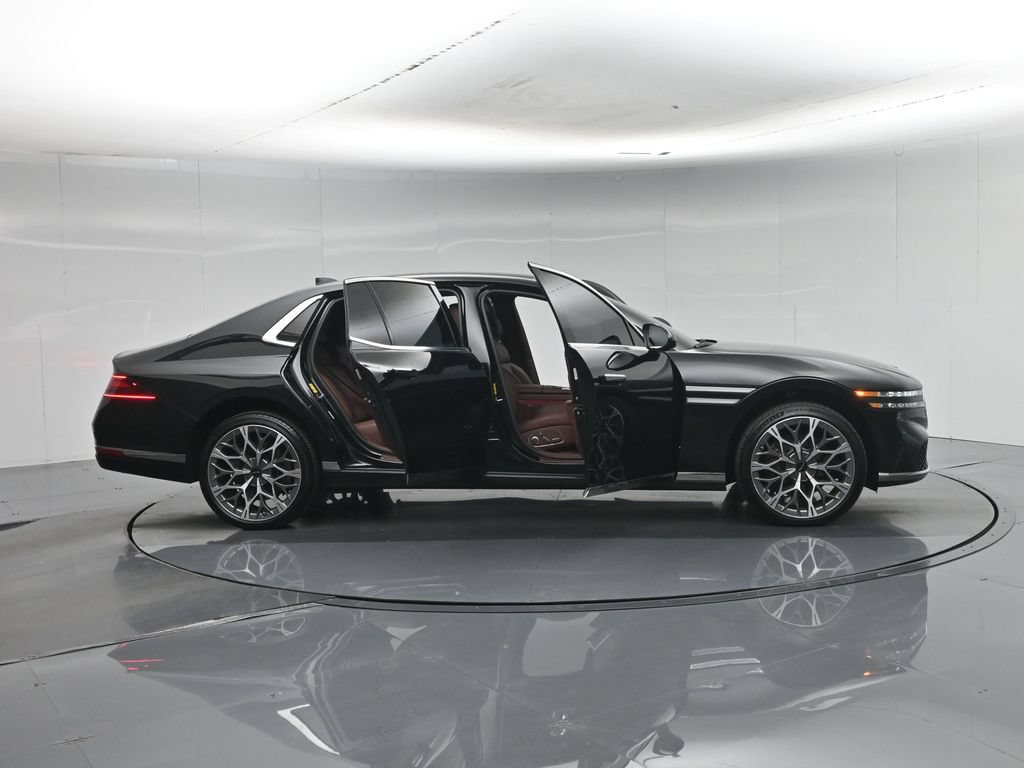 Used 2026 Genesis G90 3.5T AWD/4WD image 4