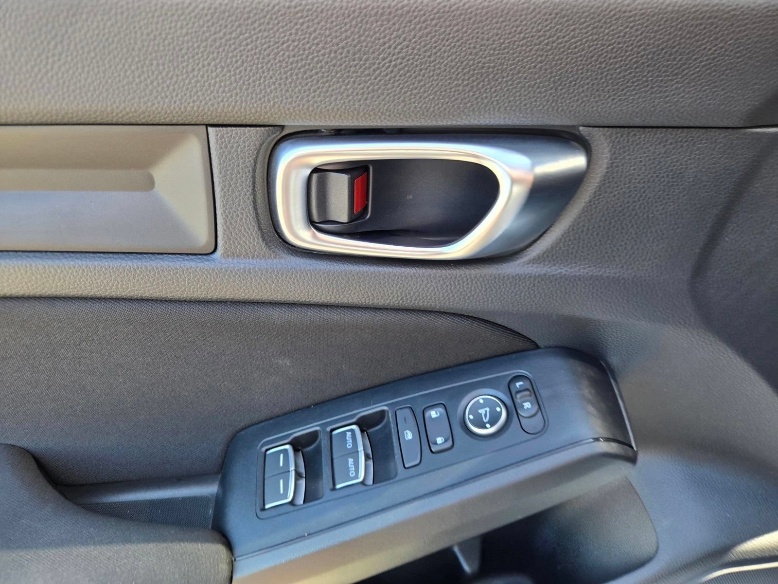 Used 2025 Honda Civic Sport image 18