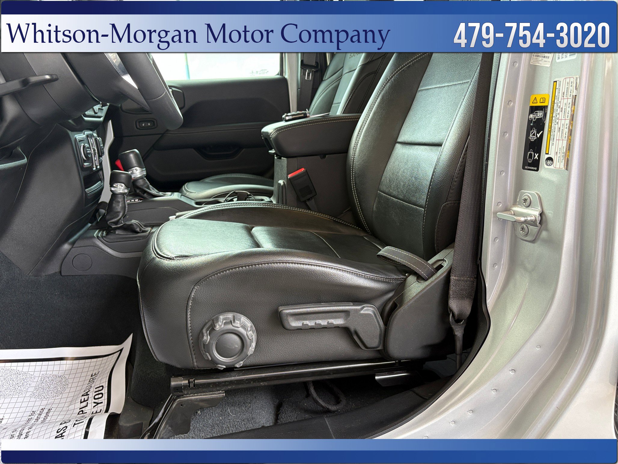 Used 2023 Jeep Wrangler Sahara AWD/4WD image 12