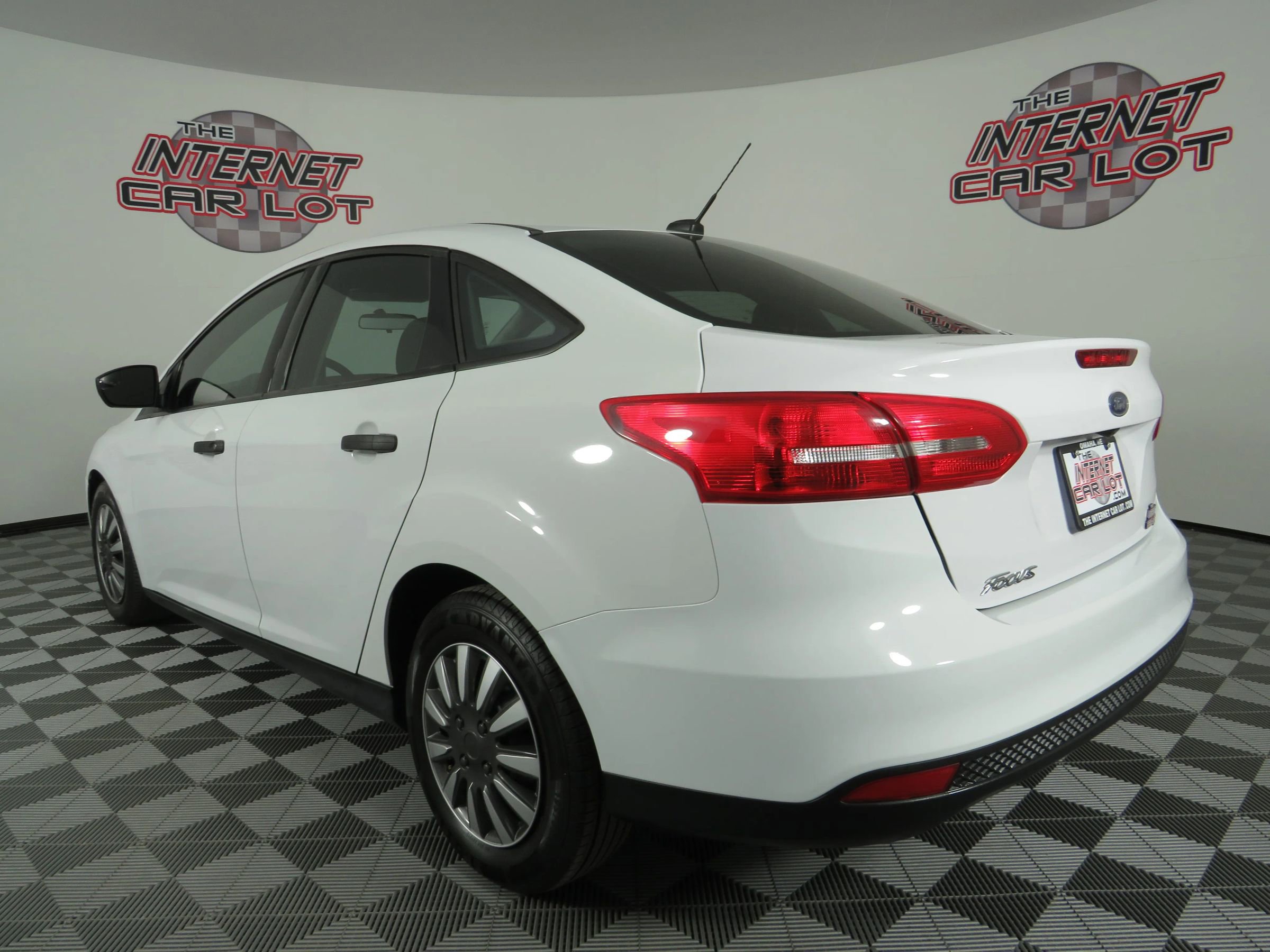 Used 2018 Ford Focus S FWD image 5