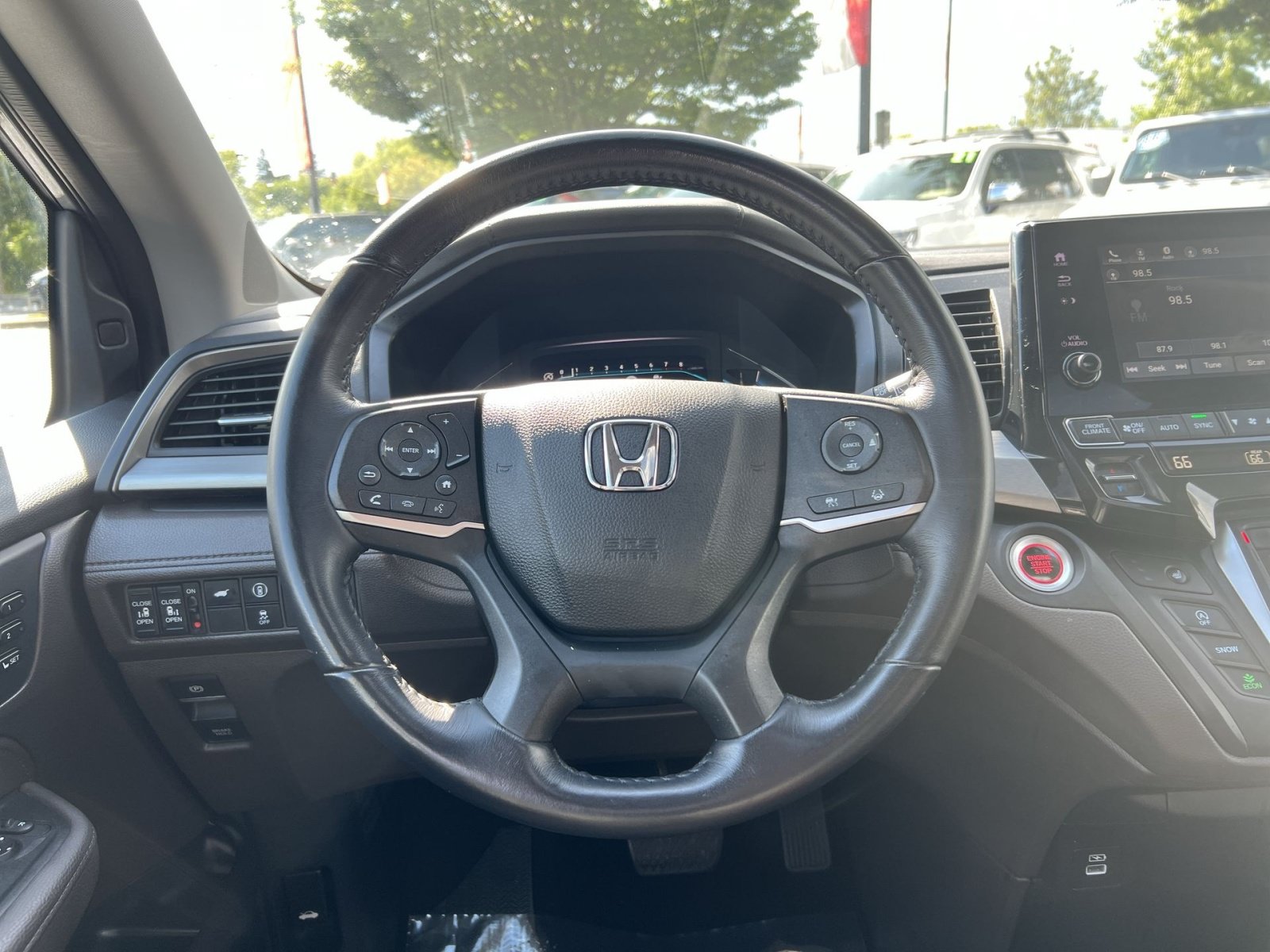 Used 2023 Honda Odyssey EX-L image 16